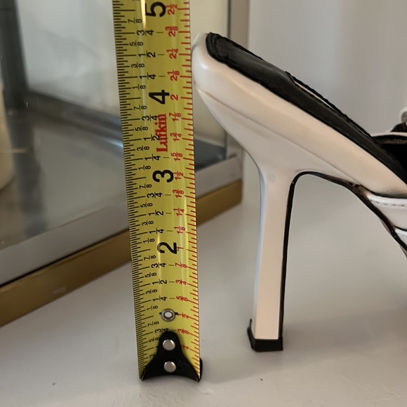 TOPSHOP Ivory Mules With Buckles size 39 - Picture 9 of 9